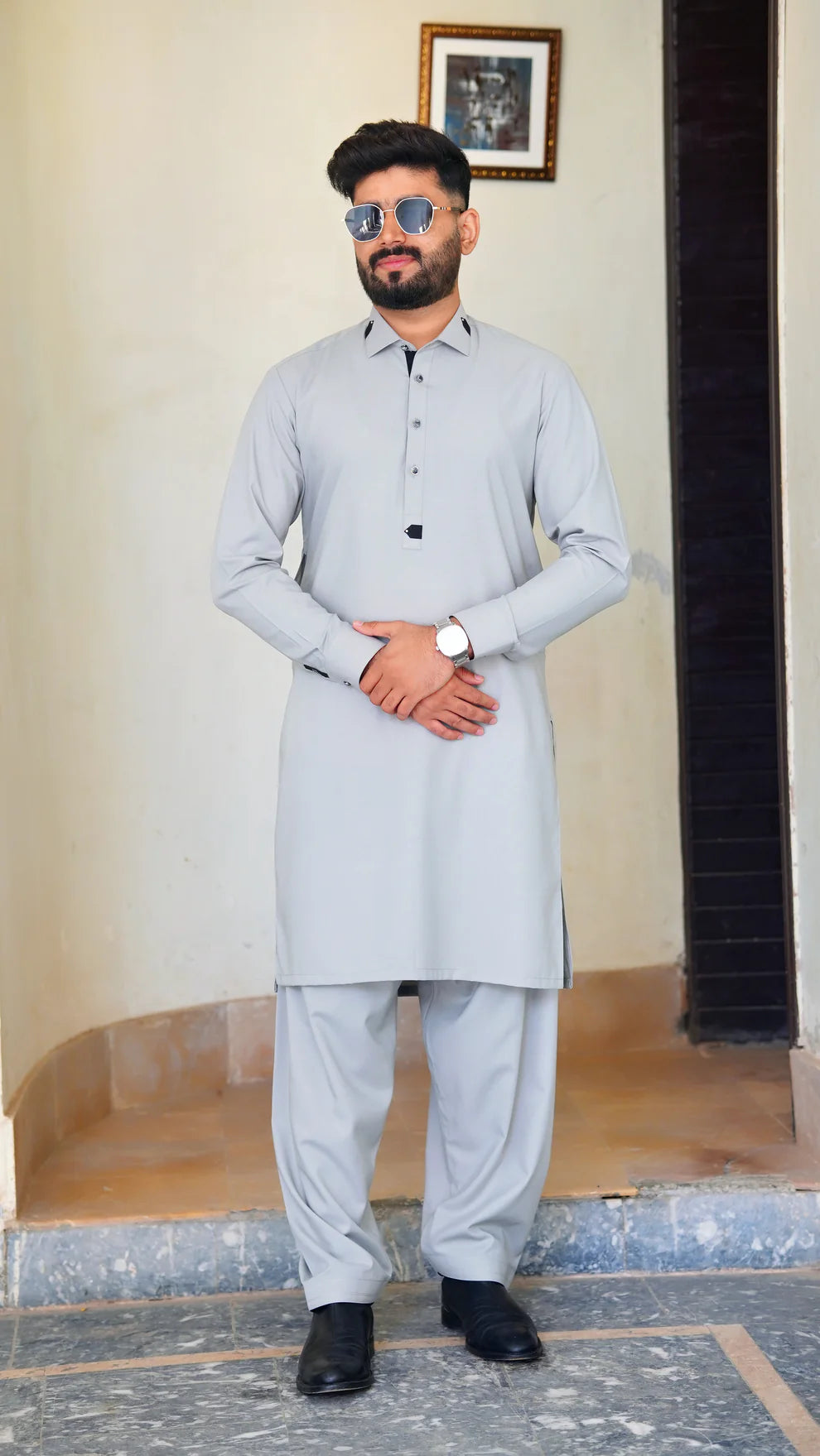 STITCHED PREMIUM 🔥 SILVER GRAY SHALWAR KAMEEZ WITH COLAR WITH BLACK STRIP (M4-0015)